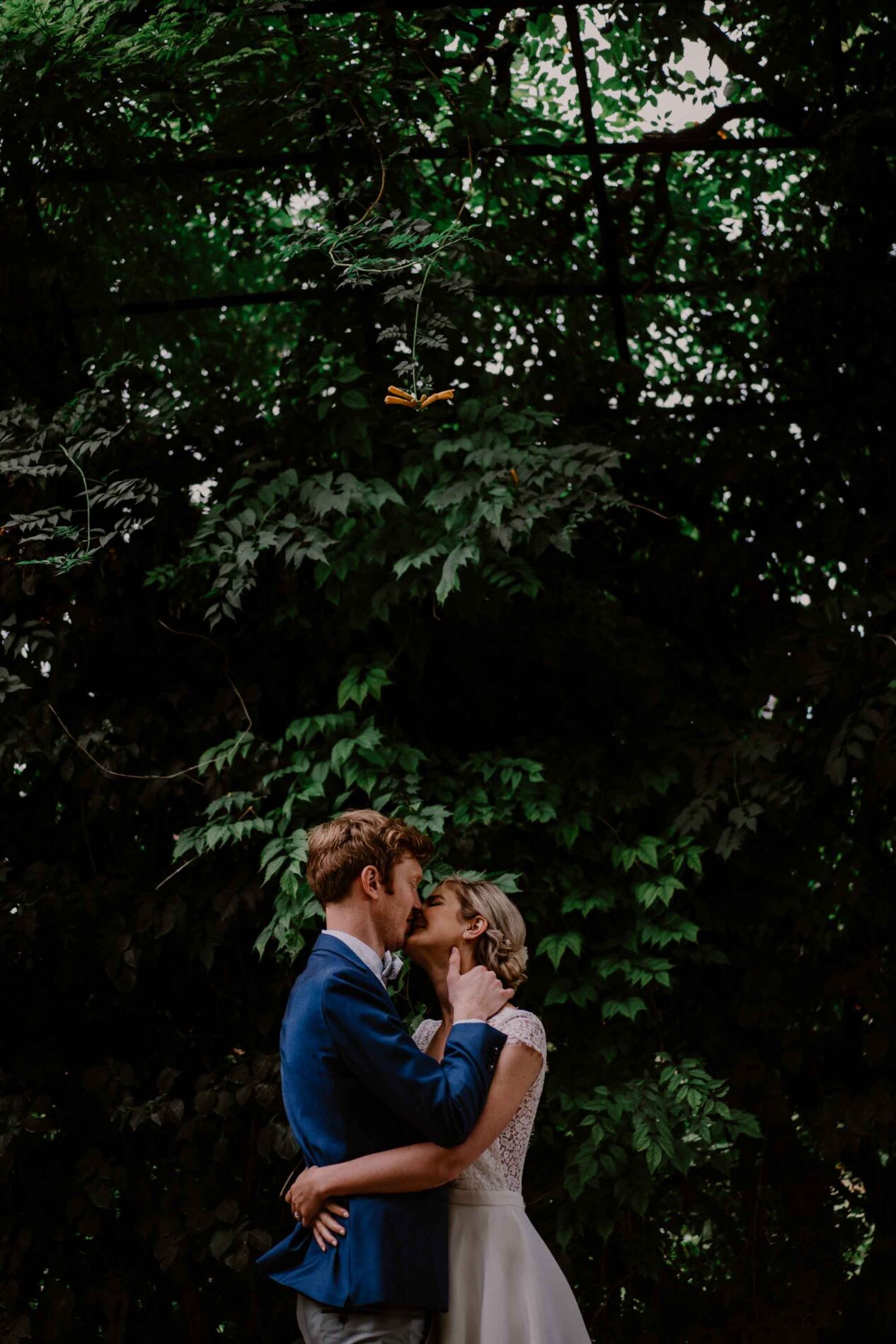 Photos de couple dans le parc du château de Compiègne