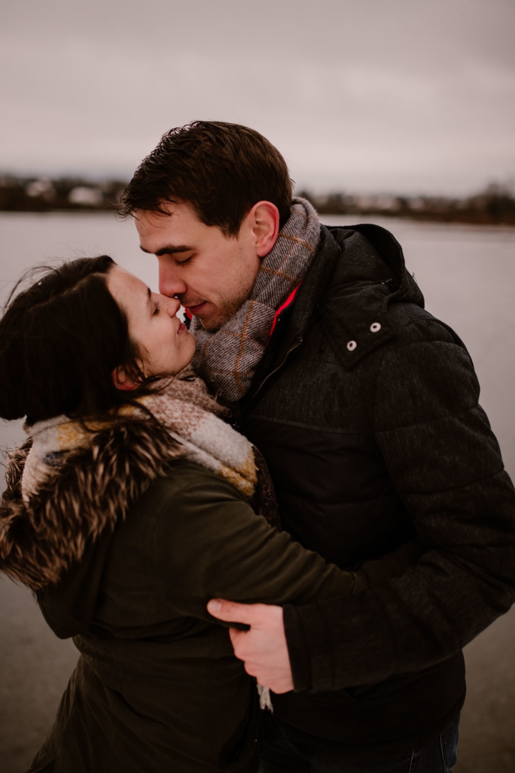 Séance photo d'engagement sous la neige Somme