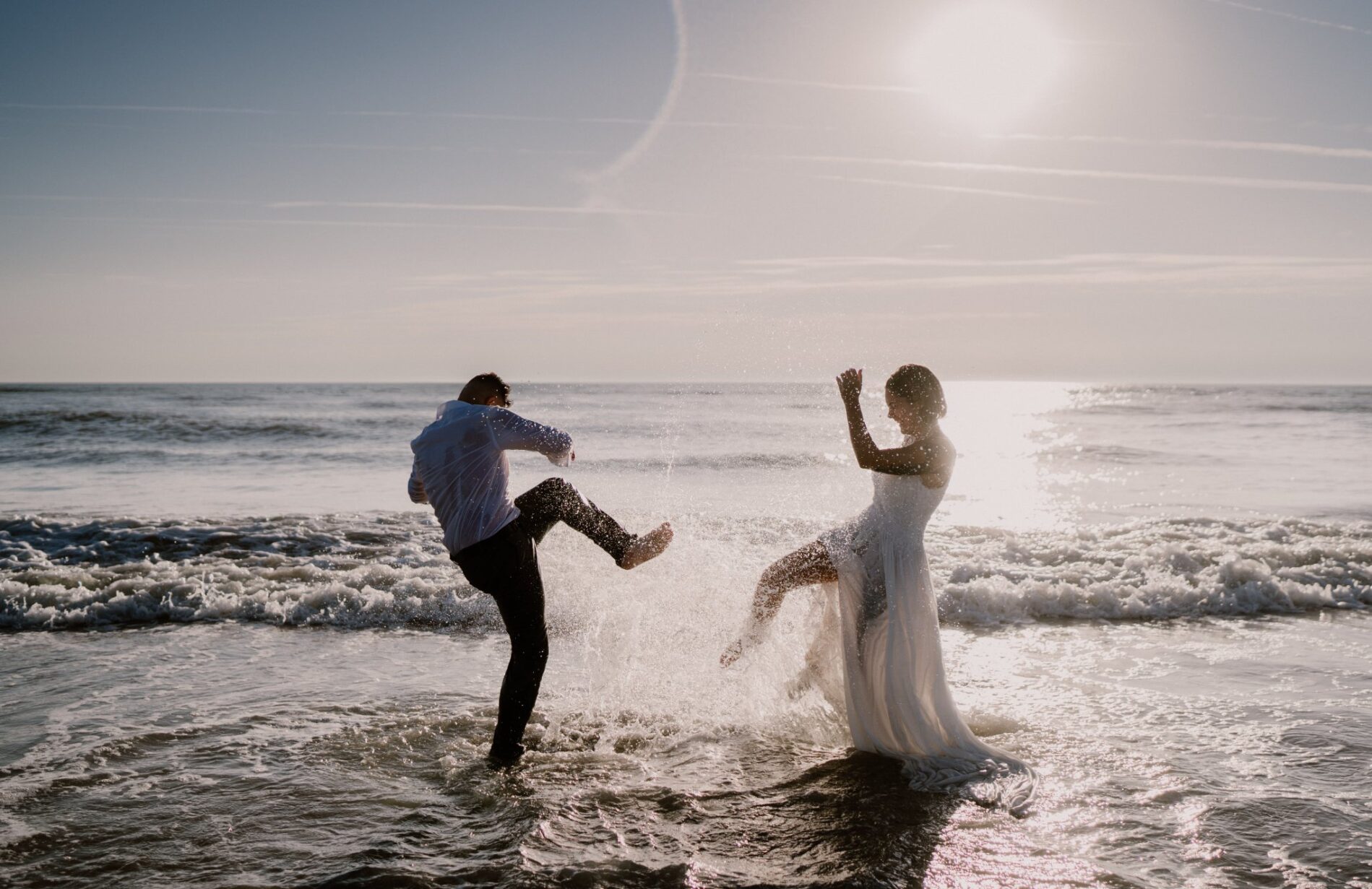 Trash The Dress à la mer