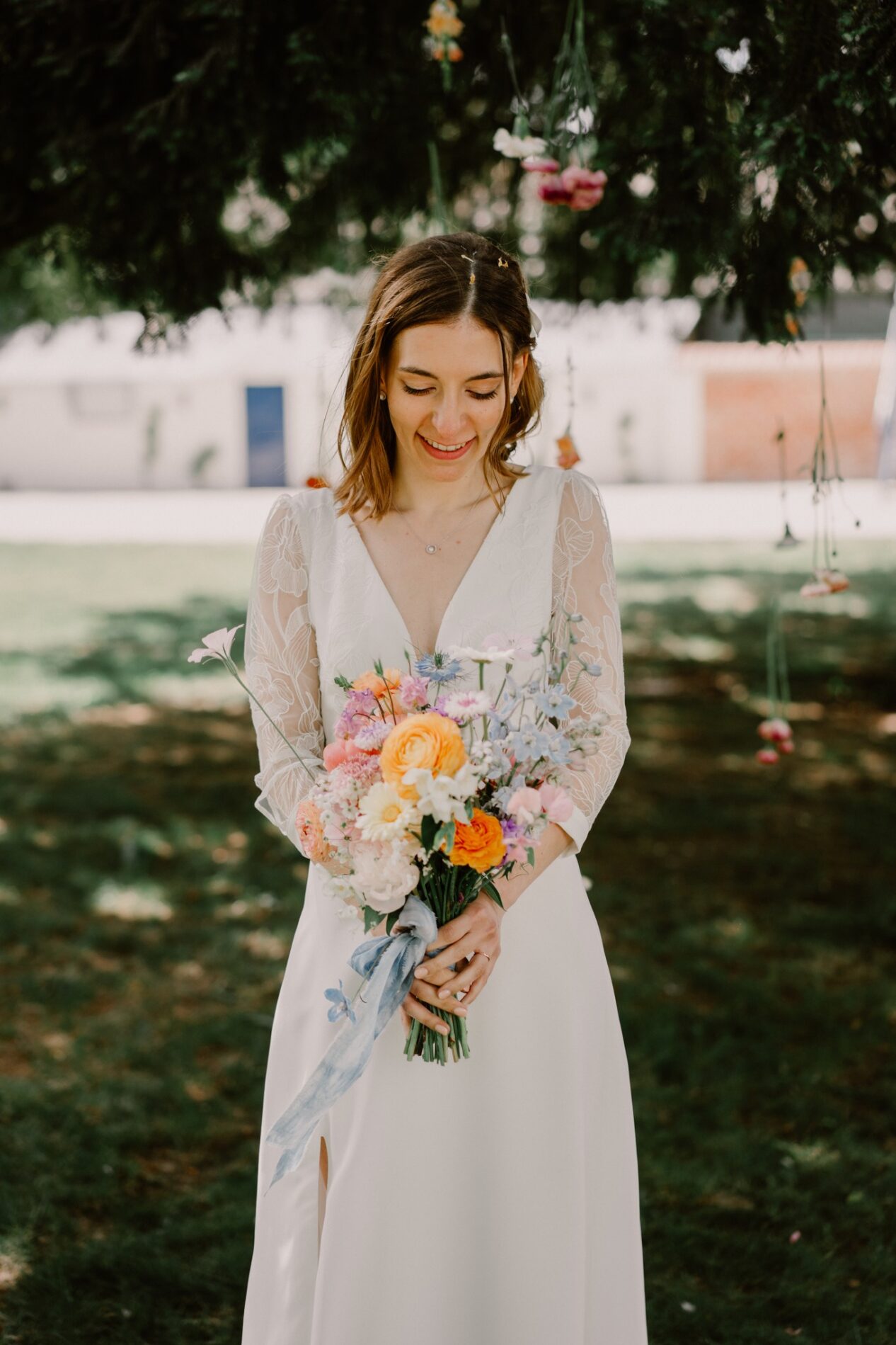 la mariée et son bouquet